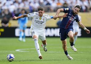 马卡：随着阿诺德复出，巴尔韦德将结束在右后卫位置上的“流放”